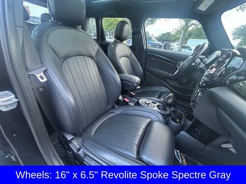 Used 2023 MINI Cooper S w/ Driver Assistance Package image 29