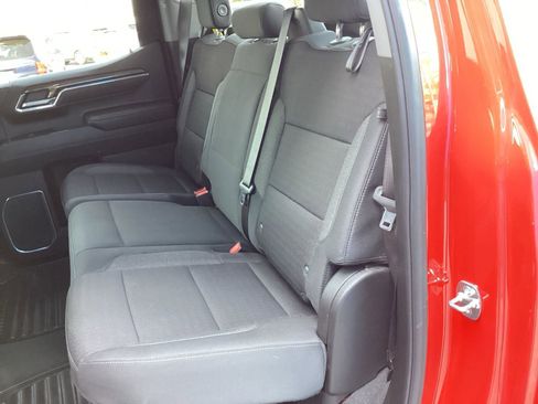 Used 2025 Chevrolet Silverado 1500 LT AWD/4WD image 13