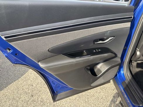 Certified 2022 Hyundai Tucson Limited w/ Cargo Package image 17