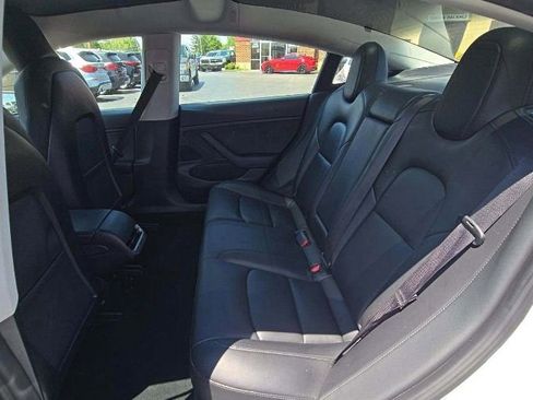 Used 2019 Tesla Model 3 Standard Range Plus RWD image 4