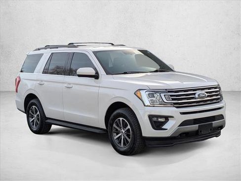 Used 2019 Ford Expedition XLT w/ Cargo Package image 3