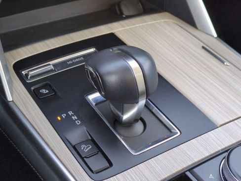 Used 2024 MAZDA CX-90 Plug-In Hybrid w/ Premium Pkg image 34