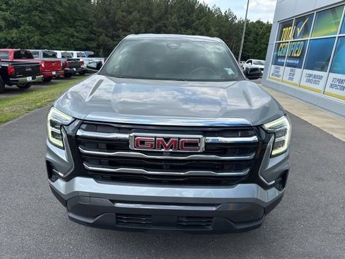 Used 2025 GMC Terrain Elevation AWD/4WD image 2