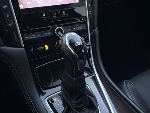 Used 2018 INFINITI Q50 Luxe w/ Sensory Package (Luxe) image 35