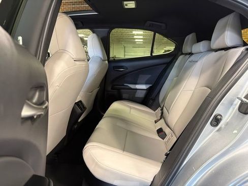 Used 2024 Lexus UX 250h FWD w/ Premium Package image 27