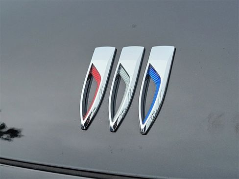 Used 2026 Buick Enclave Preferred image 31