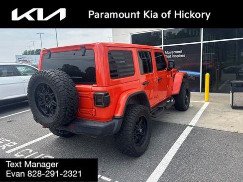 Used 2019 Jeep Wrangler Unlimited Rubicon w/ Dual Top Group AWD/4WD image 3