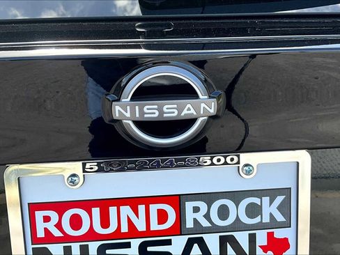 New 2025 Nissan Kicks SV image 8