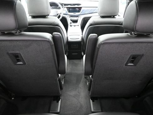 Certified 2024 Cadillac XT6 Premium Luxury w/ LPO, Floor Liner Package AWD/4WD image 25