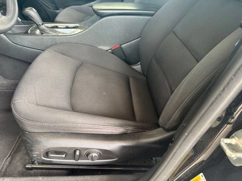 Used 2020 Chevrolet Malibu LT FWD image 7