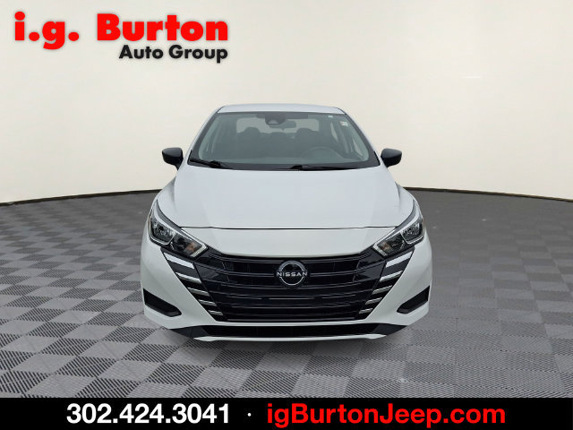 Used 2024 Nissan Versa S w/ Trunk Package FWD image 2