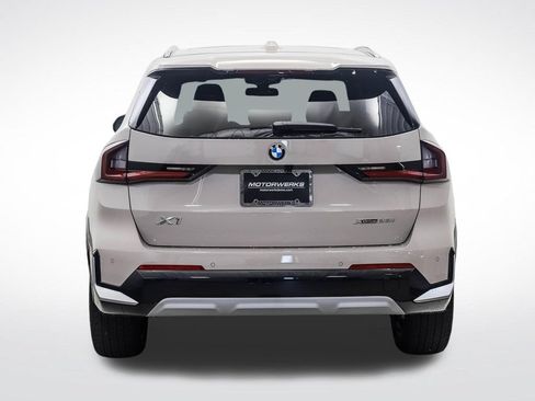 Used 2026 BMW X1 xDrive28i w/ Convenience Package AWD/4WD image 4