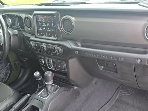 Used 2021 Jeep Wrangler Unlimited Sport AWD/4WD image 19