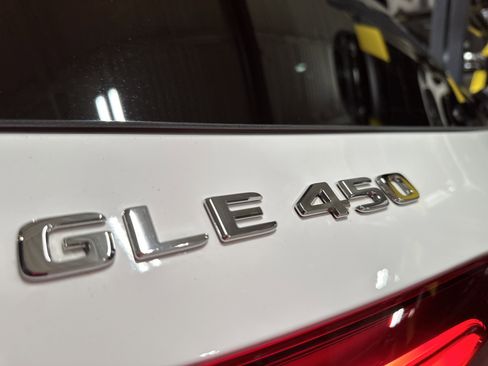 Certified 2025 Mercedes-Benz GLE 450 GLE 450 image 12