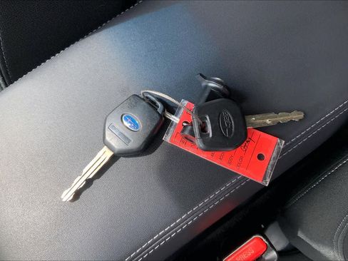 Used 2019 Subaru Outback 2.5i Premium image 14