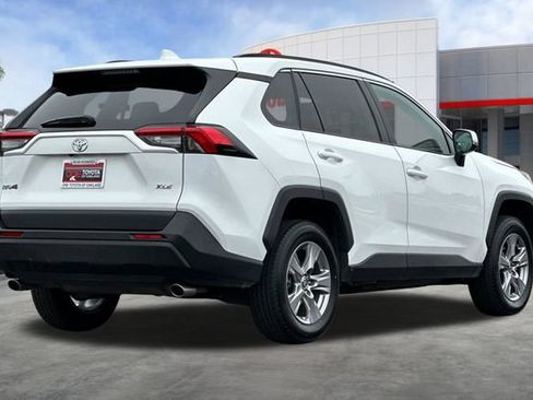 Certified 2024 Toyota RAV4 XLE FWD image 5