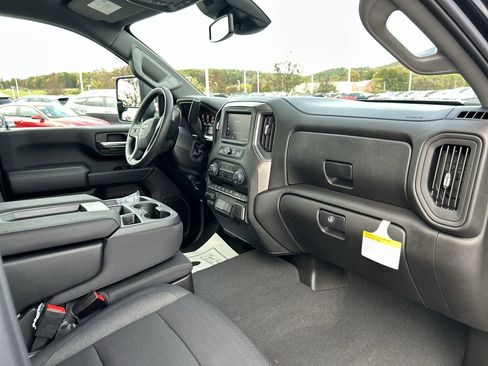 New 2026 Chevrolet Silverado 2500 Custom image 15