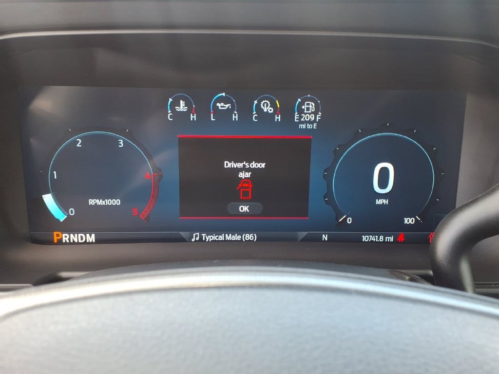 Used 2025 Ford F250 Platinum AWD/4WD image 39