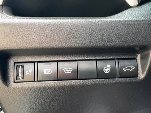 Used 2023 Toyota RAV4 XLE Premium image 24