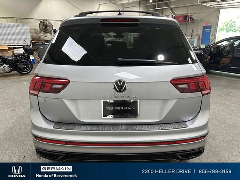 Used 2022 Volkswagen Tiguan SE R-Line FWD image 7