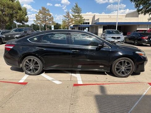 Used 2015 Toyota Avalon XLE Touring Sport Edition FWD image 4