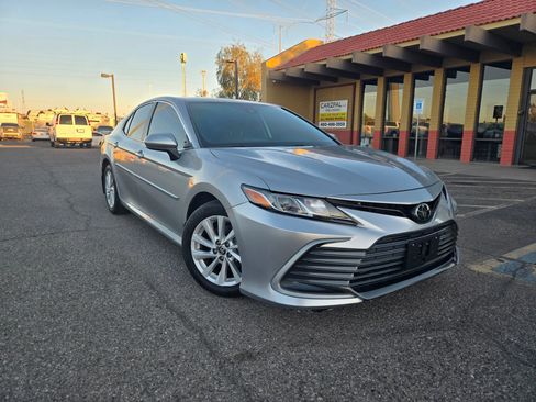 Used 2023 Toyota Camry LE image 1