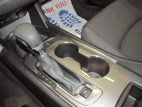 Used 2024 Chevrolet Malibu LT image 23