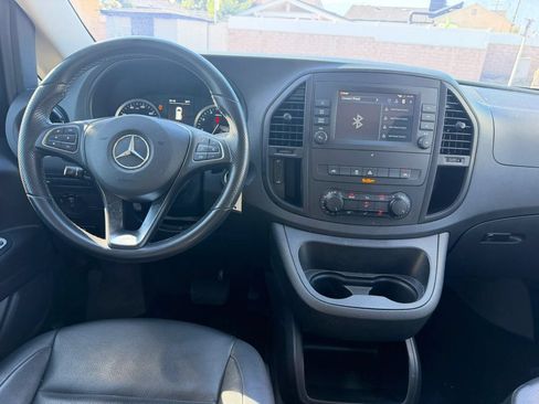Used 2021 Mercedes-Benz Metris Passenger image 19