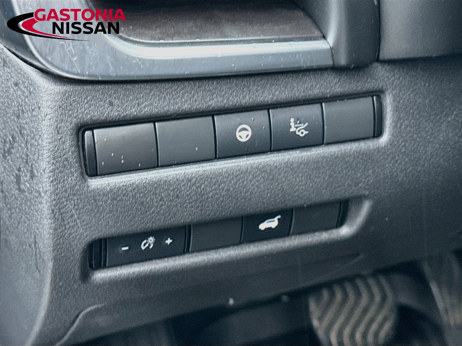 Used 2021 Nissan Rogue Platinum AWD/4WD image 13
