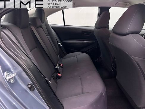 Used 2022 Toyota Corolla LE image 19