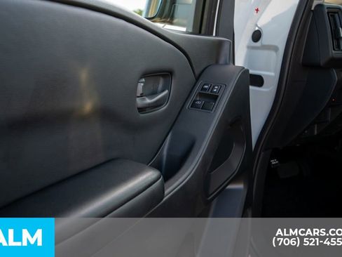 Used 2025 Nissan Frontier S w/ S Utility Package image 21