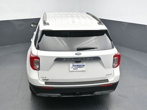 Used 2023 Ford Explorer XLT w/ Equipment Group 202A AWD/4WD image 25