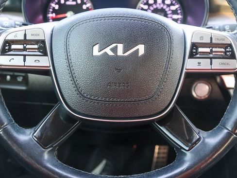 Used 2022 Kia Telluride SX w/ SX Prestige Package image 33