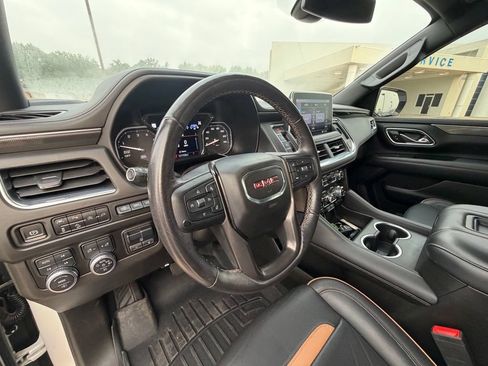 Used 2021 GMC Yukon AT4 w/ AT4 Premium Plus Package AWD/4WD image 14