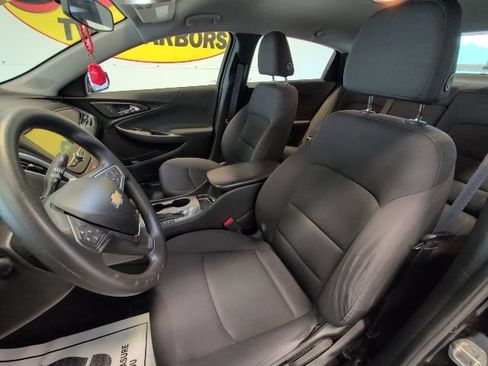 Used 2017 Chevrolet Malibu LS FWD image 12