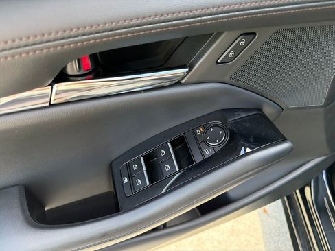 Used 2024 MAZDA MAZDA3 s image 19