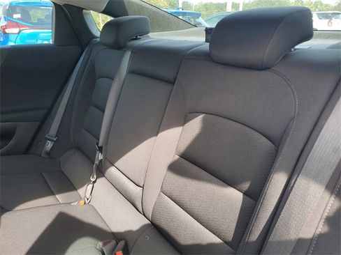 Used 2024 Chevrolet Malibu LT image 12