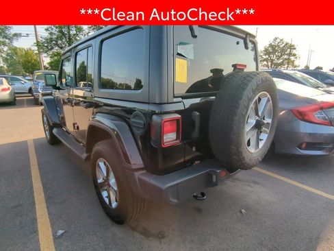 Used 2019 Jeep Wrangler Unlimited Sahara AWD/4WD image 4