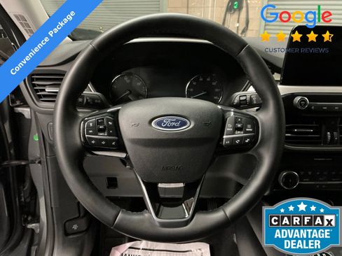 Used 2022 Ford Escape SE w/ Convenience Package FWD image 17