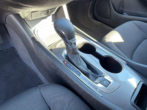 Used 2023 Chevrolet Malibu LT image 13