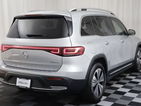 Used 2023 Mercedes-Benz EQB 300 4MATIC w/ Pinnacle Package image 18