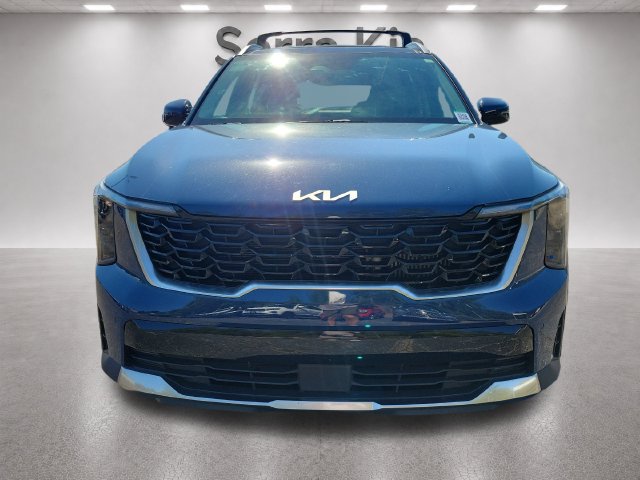 Used 2025 Kia Sorento EX w/ Panoramic Sunroof Package FWD image 8