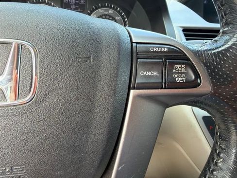 Used 2015 Honda Odyssey EX-L image 11