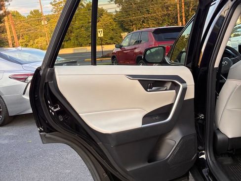 Used 2024 Toyota RAV4 XLE Premium w/ Weather Package AWD/4WD image 27