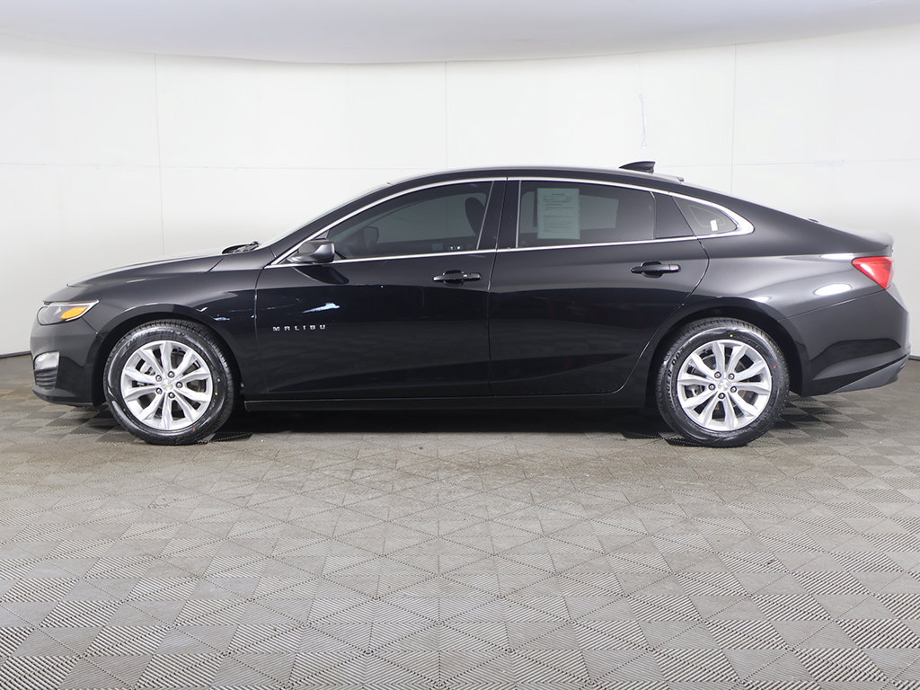 Used 2024 Chevrolet Malibu LT FWD image 16