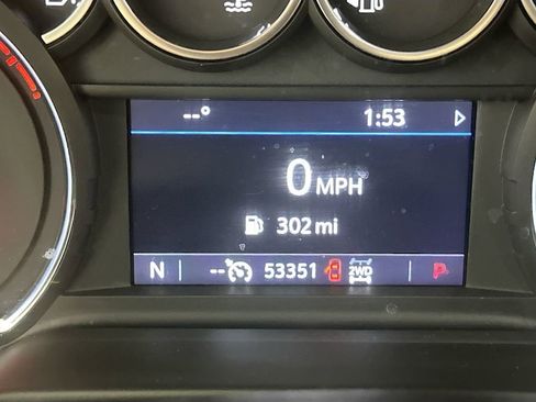 Used 2021 Chevrolet Tahoe Z71 AWD/4WD image 13