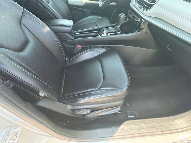 Used 2025 Jeep Compass Limited AWD/4WD image 13