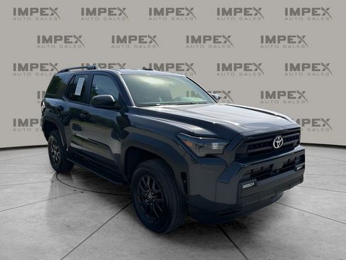 Used 2025 Toyota 4Runner SR5 image 7