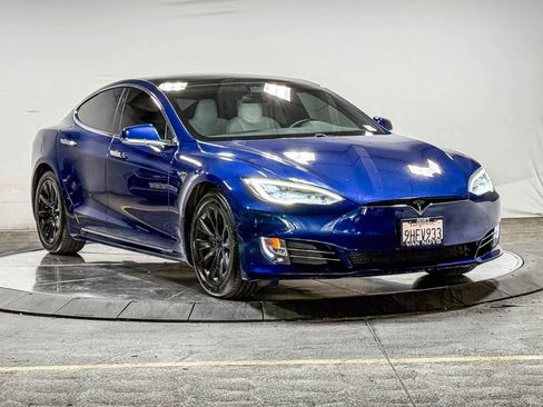 Used 2020 Tesla Model S Long Range Plus AWD/4WD image 5