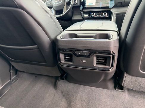 Used 2024 GMC Sierra 1500 AT4X w/ AT4X AEV Edition AWD/4WD image 35